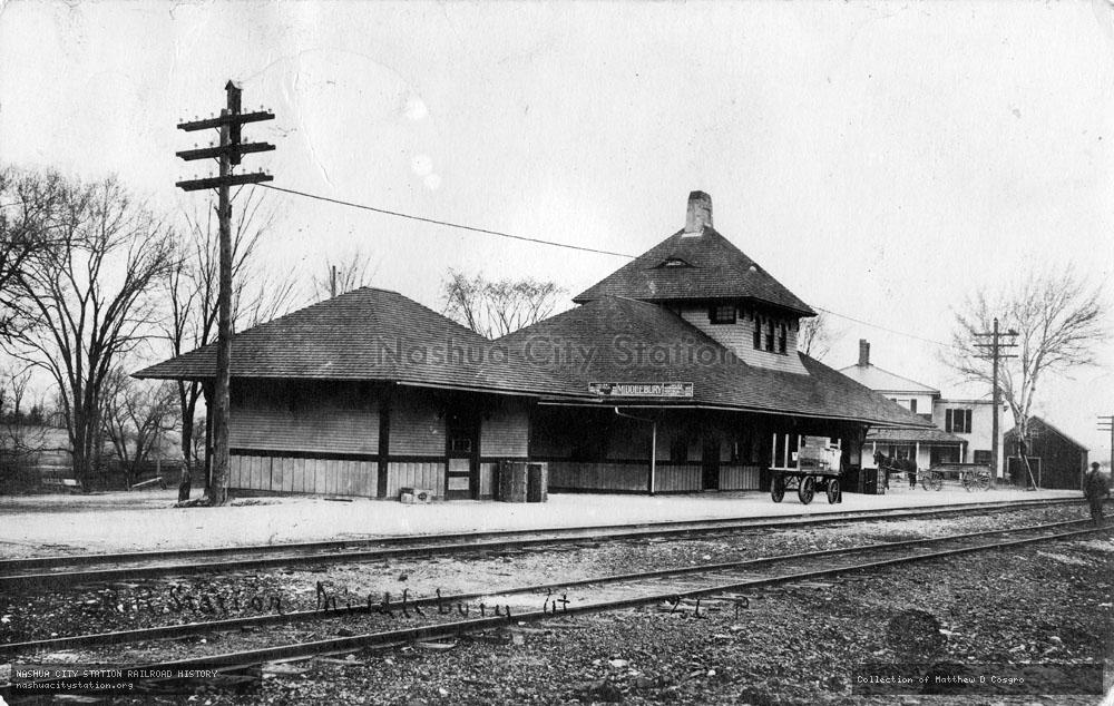 Postcard: Railroad Station, Middlebury, Vermont